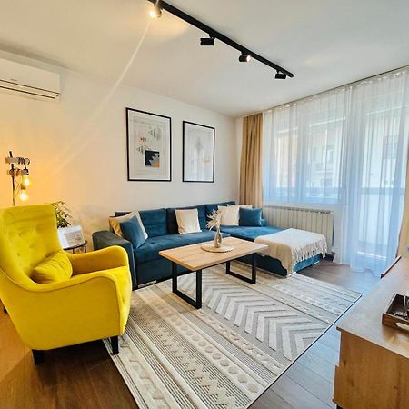 Mak Apartment - Free Parking - Balcony ซาราเยโว ภายนอก รูปภาพ