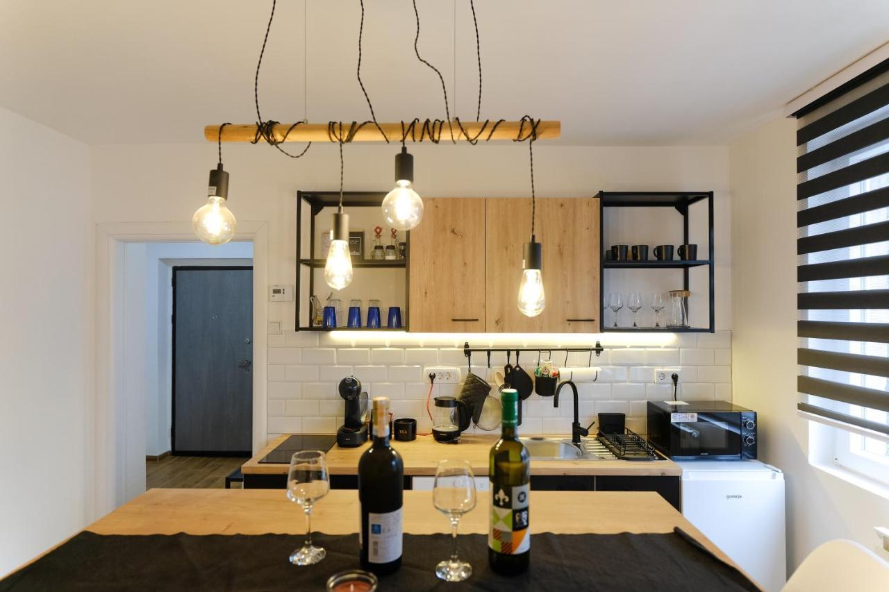 Mak Apartment - Free Parking - Balcony ซาราเยโว ภายนอก รูปภาพ