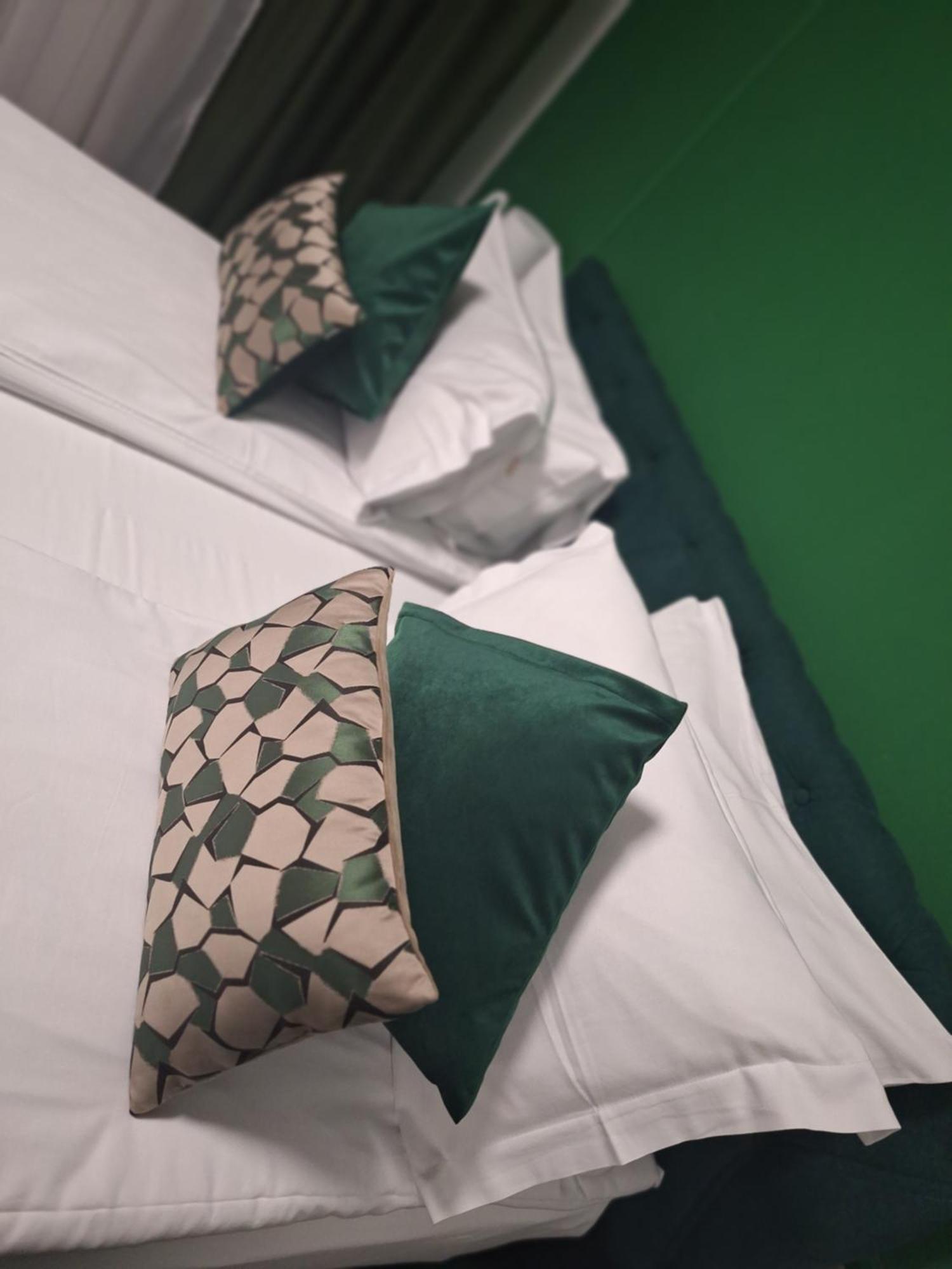 Mak Apartment - Free Parking - Balcony ซาราเยโว ภายนอก รูปภาพ