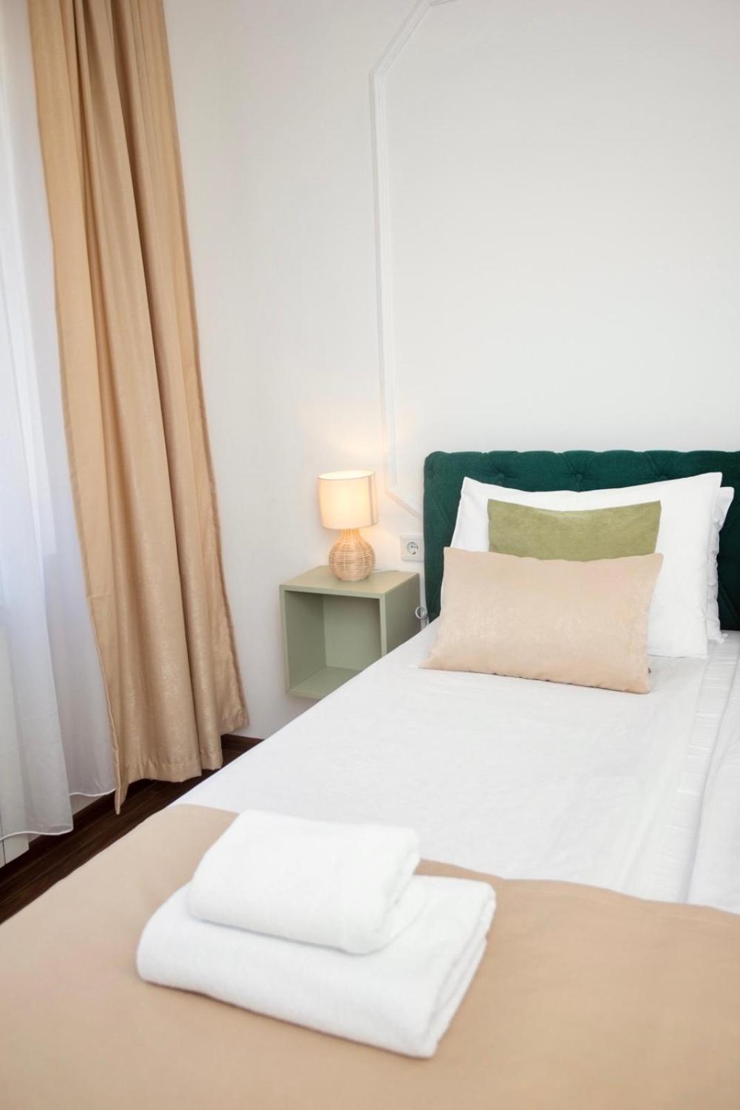 Mak Apartment - Free Parking - Balcony ซาราเยโว ภายนอก รูปภาพ